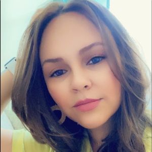 Meet your Posher, Nadia